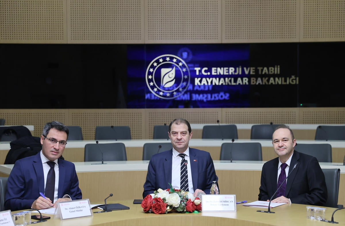 Enerji ve Tabii Kaynaklar Bakanlığınca düzenlenen Yenilenebilir Enerji Kaynak Alanları Rüzgar...