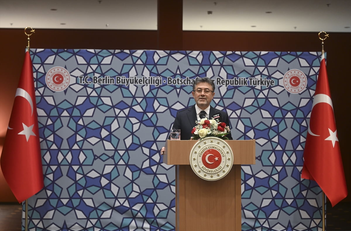 Her yıl Uluslararası Yeşil Hafta Fuarı kapsamında düzenlenen Dünya Gıda ve Tarım Forumu'nun en...