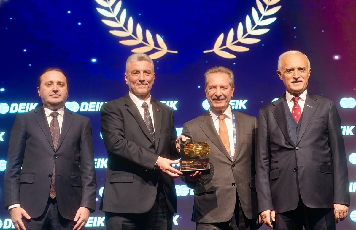 Ticaret Bakanı Ömer Bolat, Lütfi Kırdar Kongre ve Sergi Sarayı'nda düzenlenen DEİK 7. Ticari...