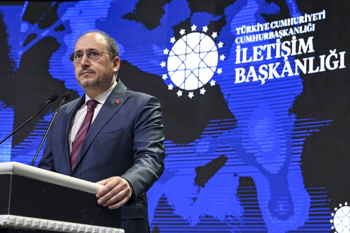 Bilgi Teknolojileri ve İletişim Kurumu (BTK) Başkanı Ömer Abdullah Karagözoğlu, İletişim...