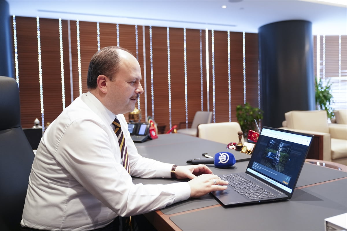 Ziraat Katılım Genel Müdürü Metin Özdemir, Anadolu Ajansı'nın (AA) gözünden 2025'e damga vuran...