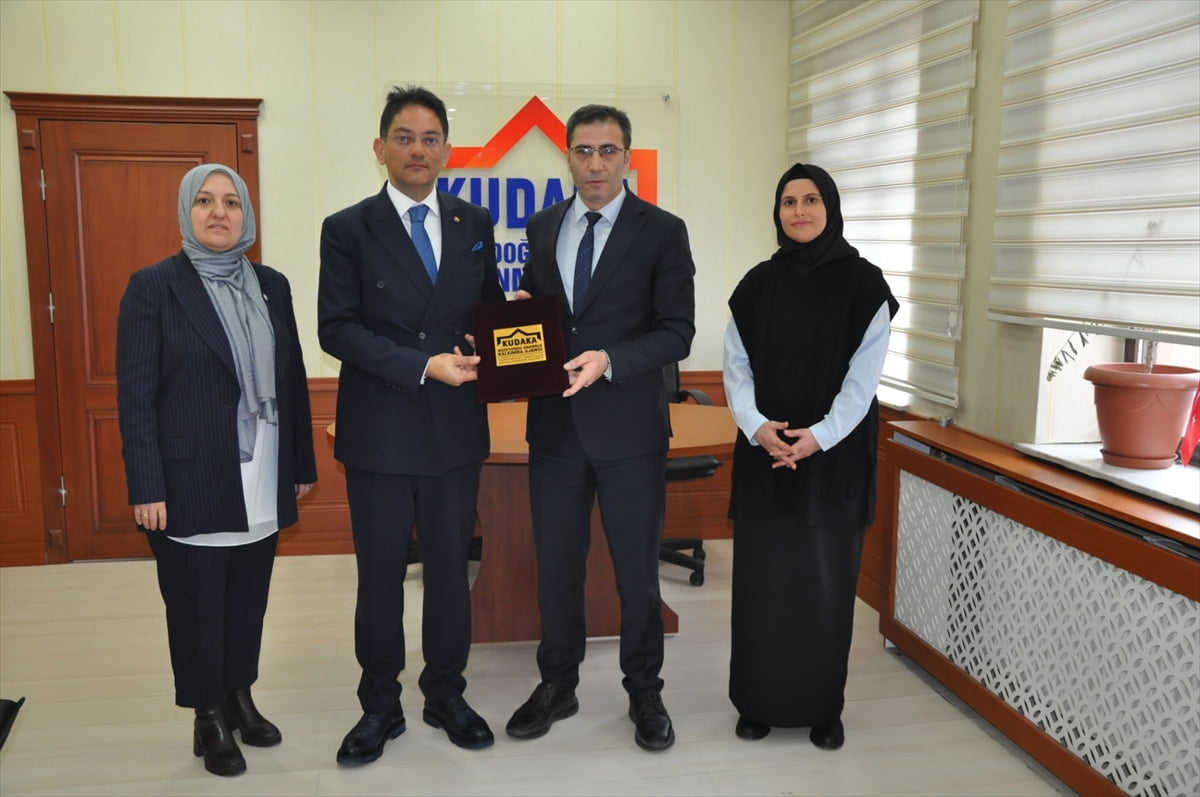 Erzurum’da cezaevinden denetimli serbestlikle çıkan veya cezasını tamamlayan eski hükümlüler...