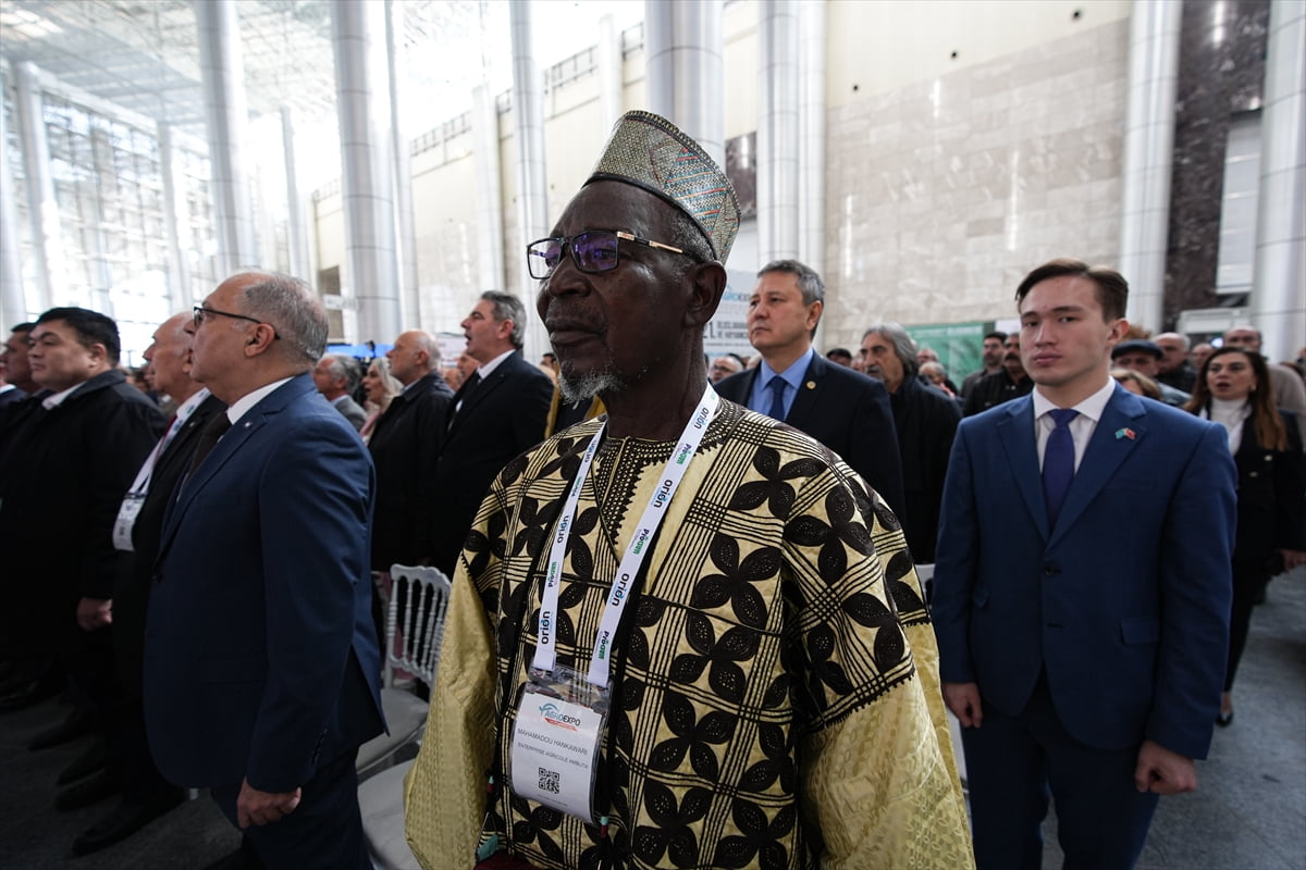 İzmir'de düzenlenen AGROEXPO Uluslararası Tarım ve Hayvancılık Fuarı, 21. kez kapılarını açtı....