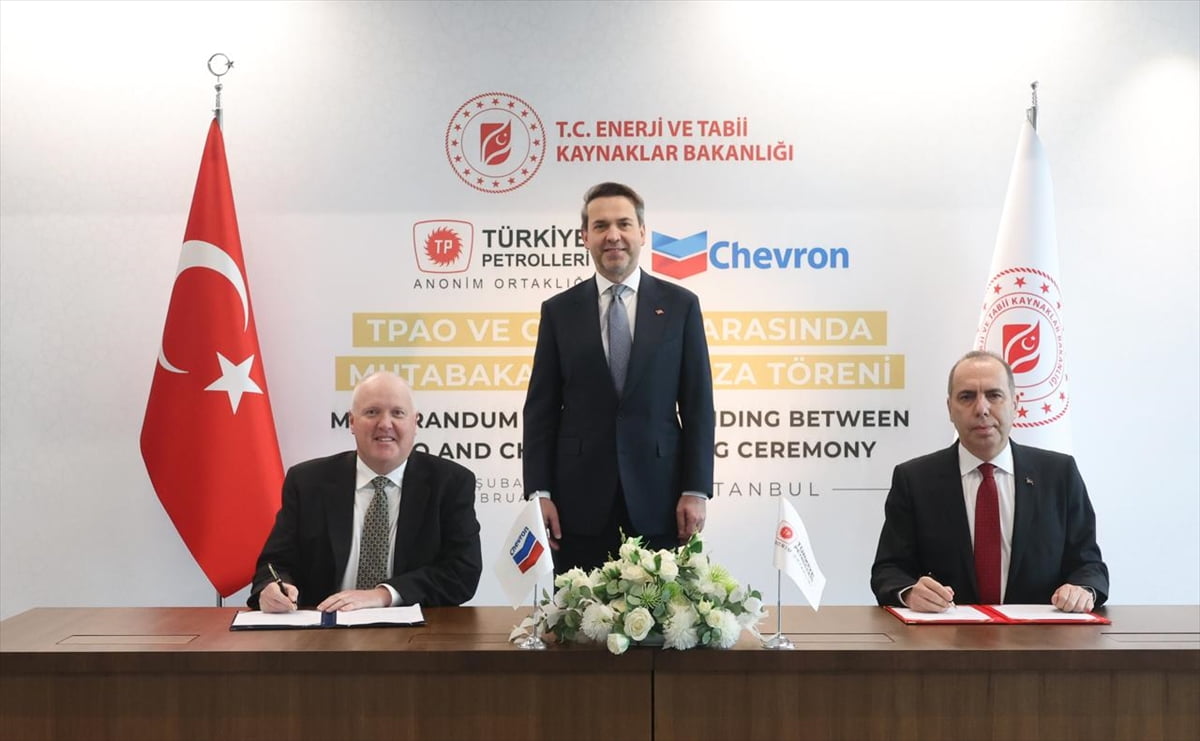 Türkiye Petrolleri Anonim Ortaklığı (TPAO) ile ABD'li enerji devi Chevron, potansiyel petrol ve...