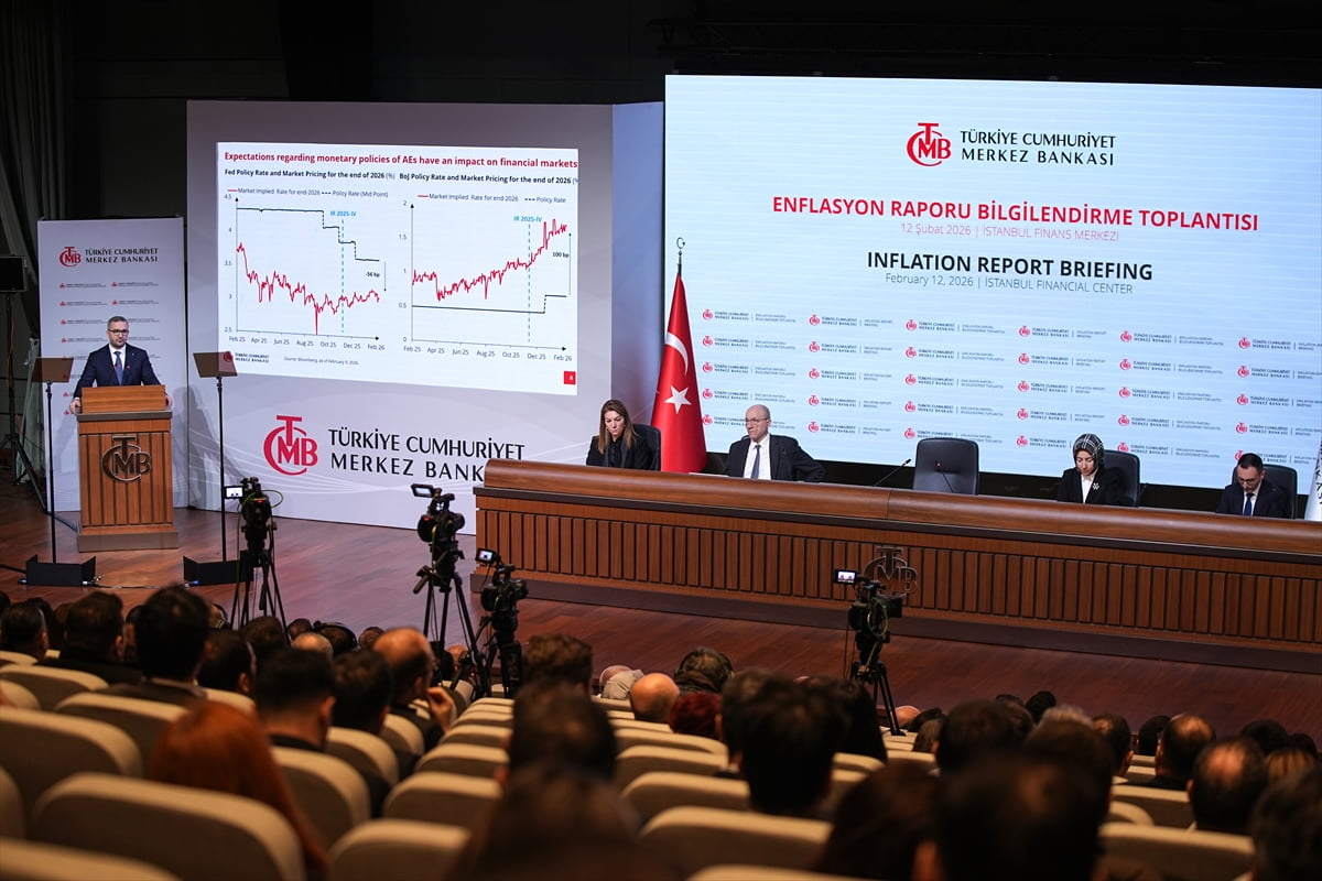 Türkiye Cumhuriyet Merkez Bankası (TCMB) Başkanı Fatih Karahan, yılın ilk Enflasyon Raporu'nun...