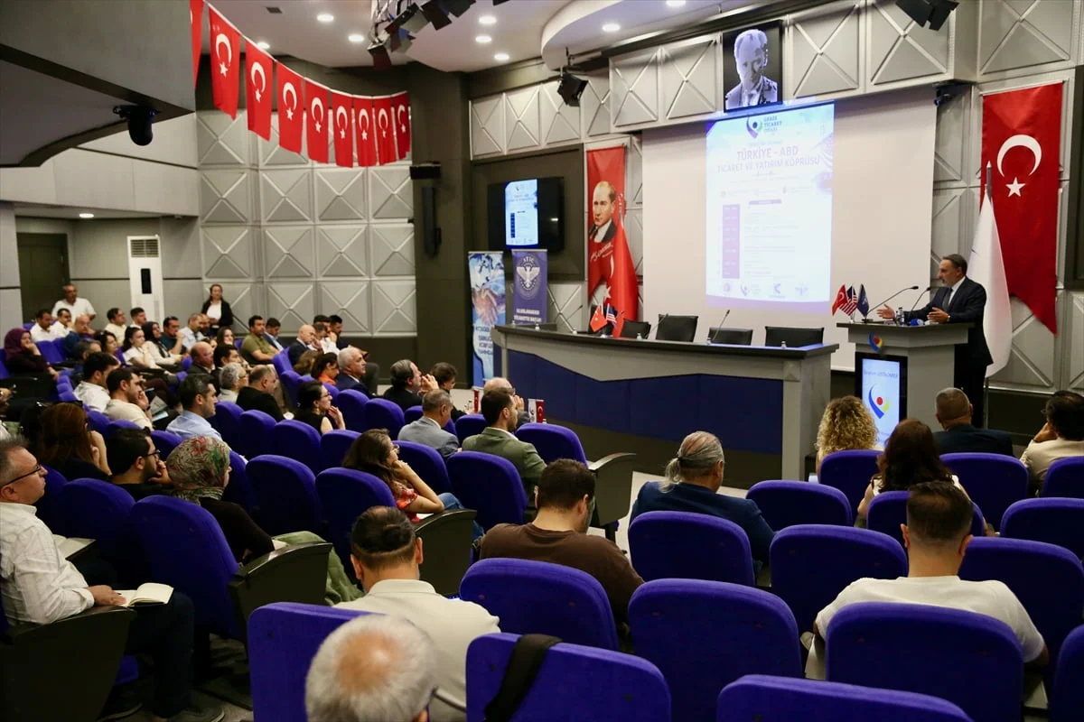 Kocaeli'de, küçük ve orta ölçekli işletmelerin (KOBİ) Amerika'ya ihracatını artırmak, yatırım ve...