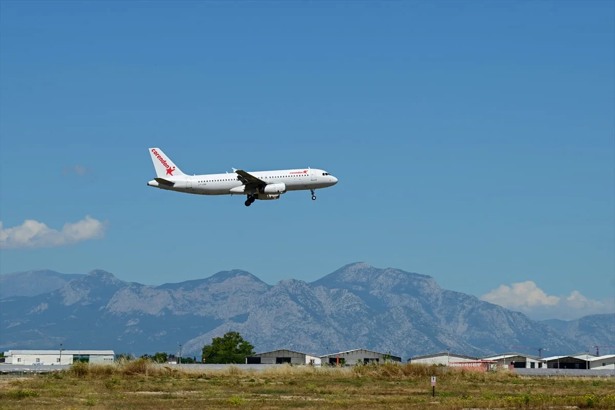 Antalya Havalimanı'nda 5 ayda gelen ve giden yolcu sayısı 9 milyon 169 bin 801 oldu. Ulaştırma ve...
