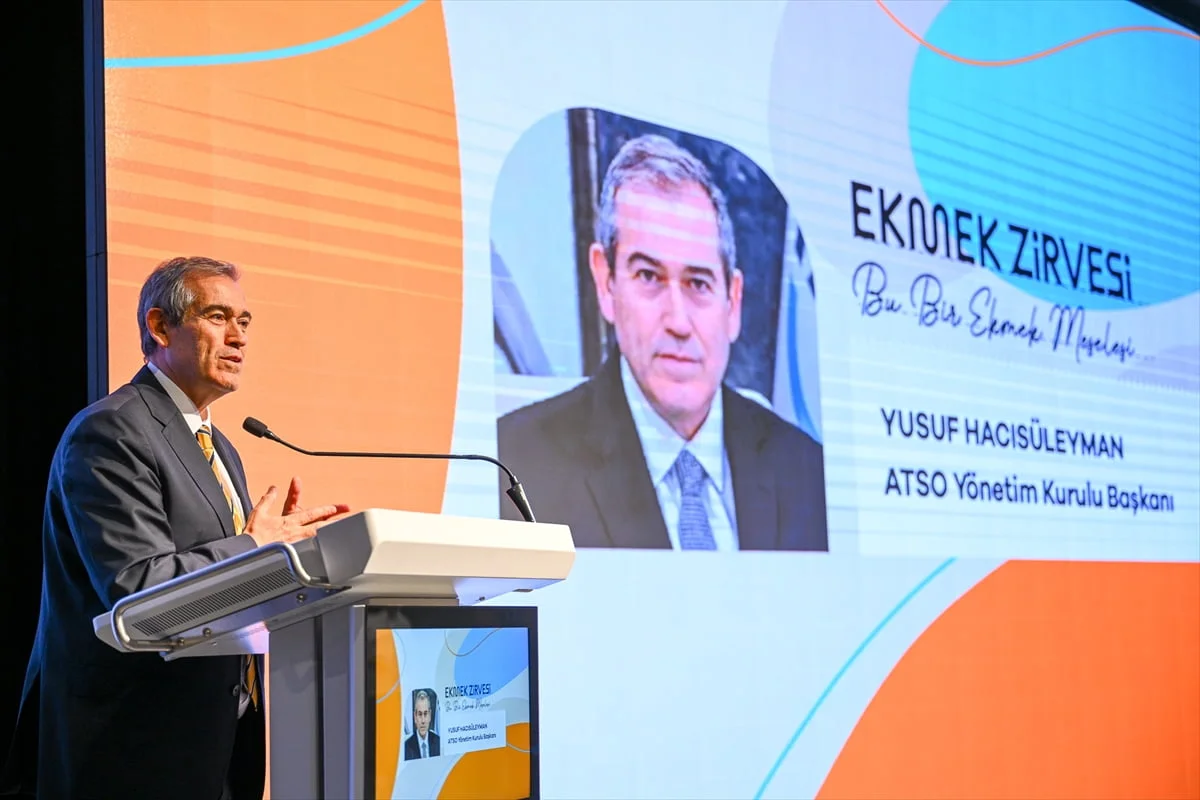 Antalya Ticaret ve Sanayi Odası (ATSO) ev sahipliğinde, düzenlenen "Ekmek Zirvesi"nde, ekmeğin...