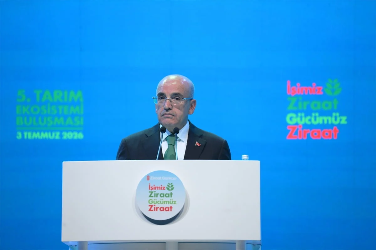 Hazine ve Maliye Bakanı Mehmet Şimşek, Haliç Kongre Merkezi'nde düzenlenen Ziraat Bankası 5. Tarım...