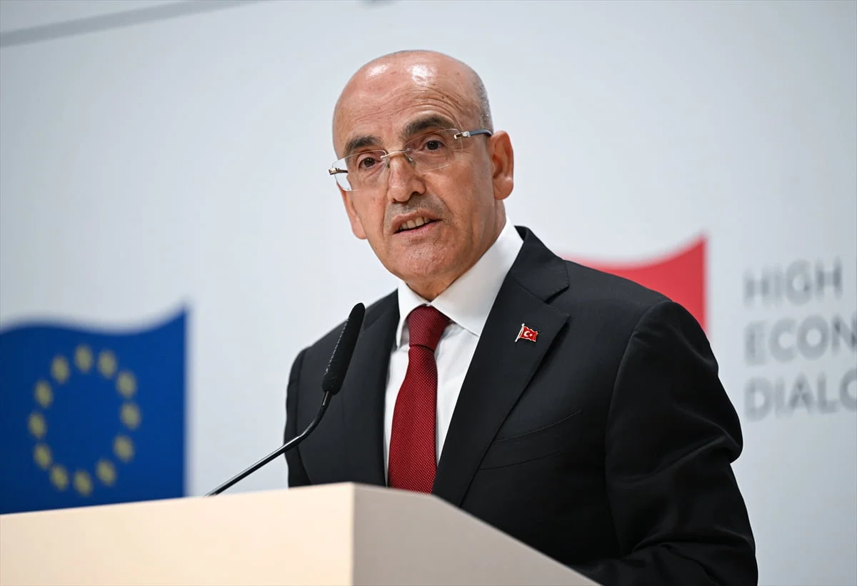 Türkiye-AB Yüksek Düzeyli Ekonomik Diyalog Toplantısı'nın ardından Hazine ve Maliye Bakanı Mehmet...