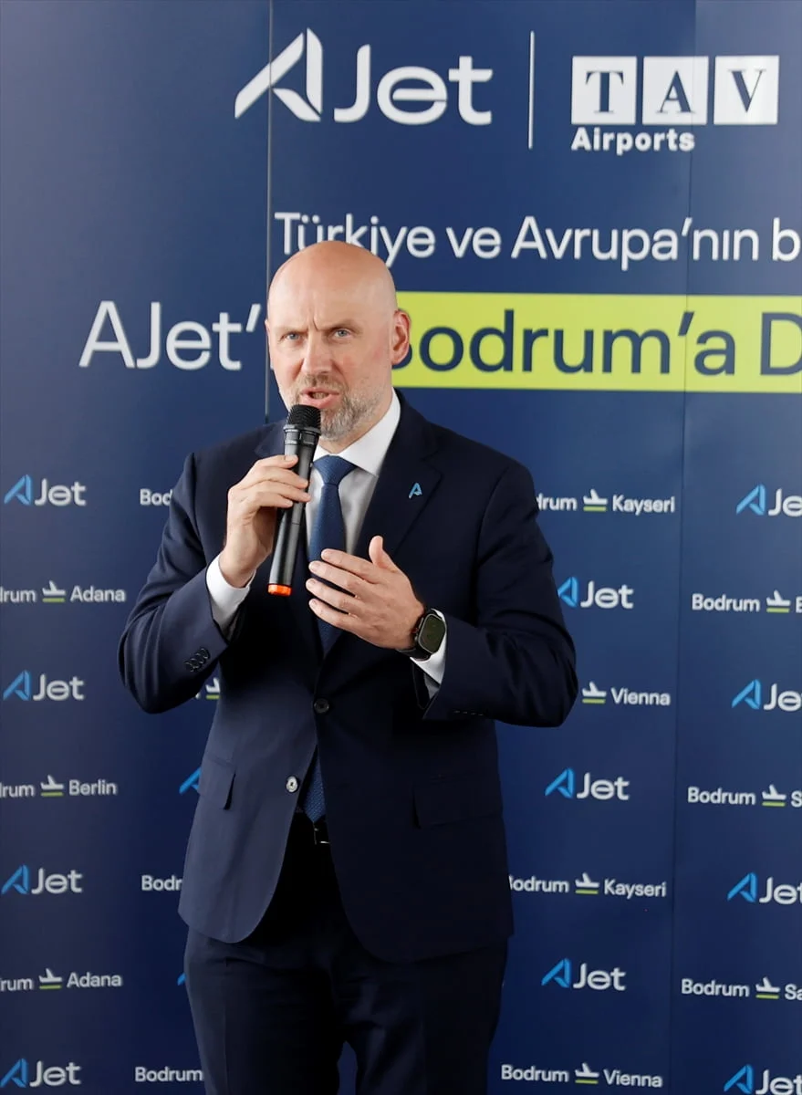 AJet, yaz sezonunda üçüncü operasyon üssü olarak konumlandırdığı Milas-Bodrum Havalimanı'ndan...